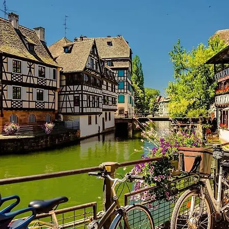 Hyper Centre Et Gare Štrasburk